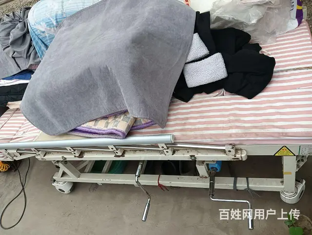 单摇功能护理床翻身老人 - 图片 2