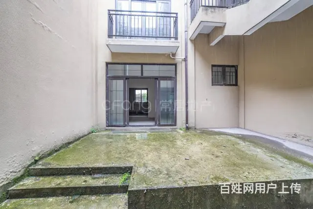 好消息急售！英郡花苑(别墅)5室3卫 前排无遮挡 前后院子 - 图片 4