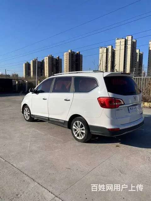 宝骏730 2017款 1.5T 手动 豪华型7座 - 图片 6