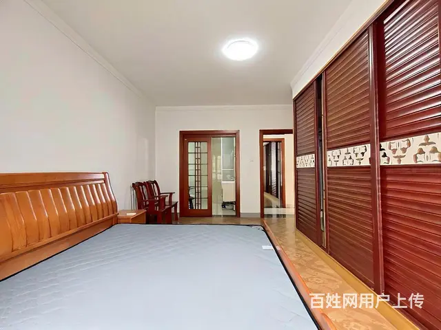 单价8千 5号线正地铁口 东门壹号南北通透电梯大三房 拎包住 - 图片 4