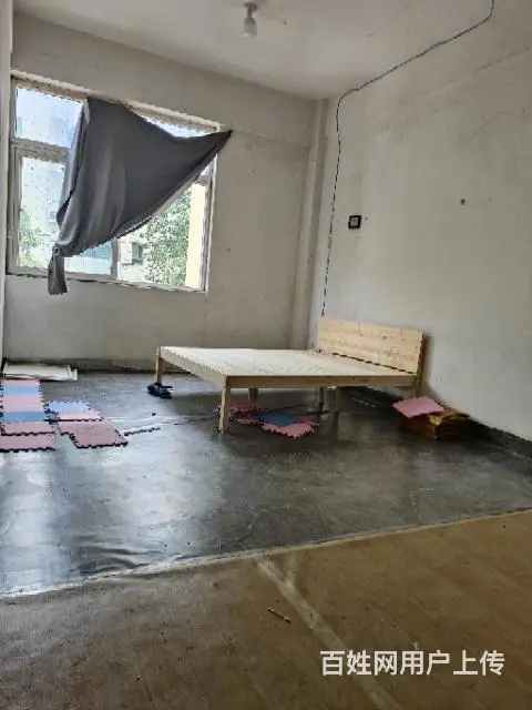 外卖 餐饮之地上下两层无转让费便宜出租 - 图片 1