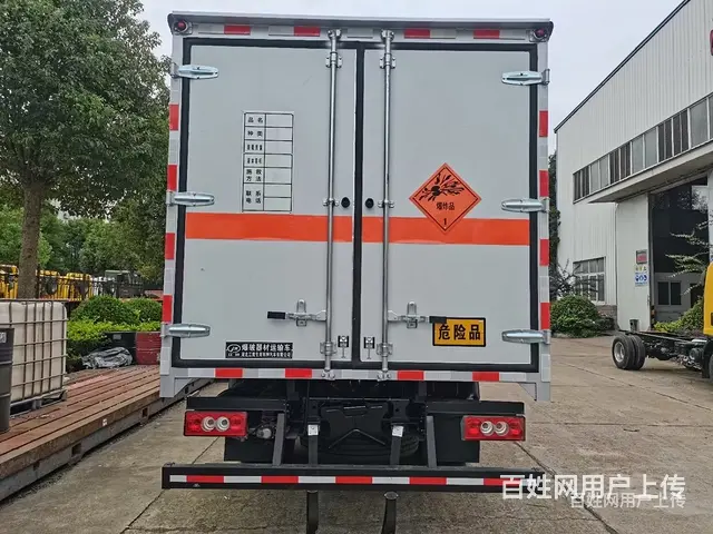 云南工地完工转让途逸厢式危货运输车白菜价转让 - 图片 9