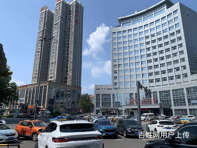 【搞定了！】伍家岗万达金街56平旺铺转让 可餐饮无行业限制 - 图片 10