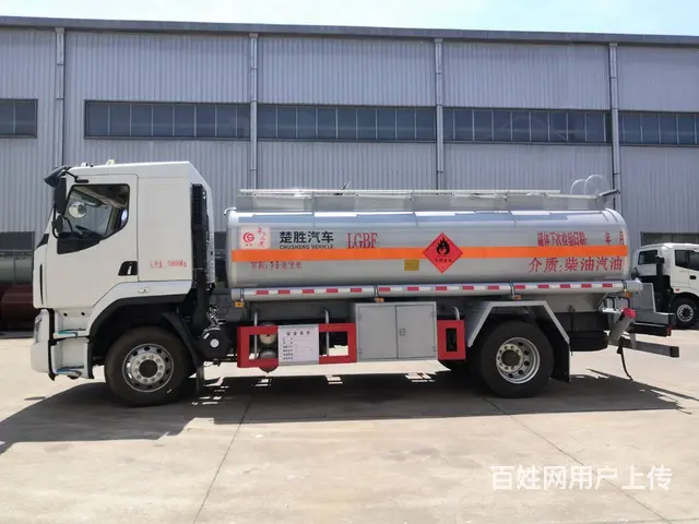 港口加油运油东风柳汽乘龙13方运油车加油车 - 图片 2