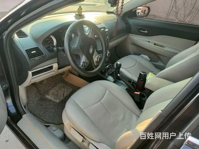 奔腾B50 2012款 1.6 手动 豪华型 - 图片 1