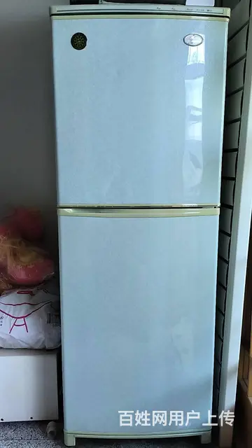 出售二手冰箱，洗衣机，热水器，电暖气，电视机等电器 - 图片 1