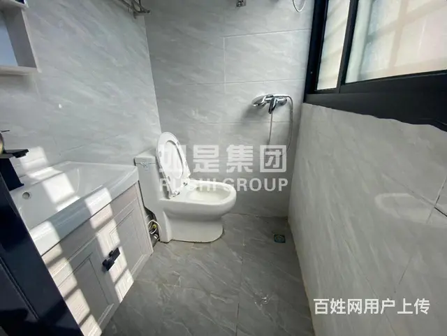 中骏世界城 万达星光耀旁单身公寓出租 现代精装 独立卫浴 - 图片 2