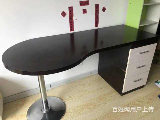 【搞定了！】二手电脑桌，简约办公桌学生​‌‌​‌‌写字台书桌 - 图片 1
