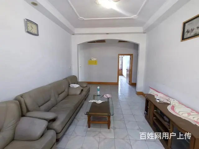 达活泉公园南门附近信用社家属院 普通住宅 简单装修 有证 - 图片 1