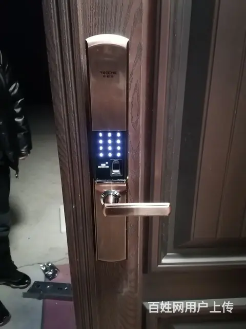 呼图壁开锁汽车钥匙 - 图片 1