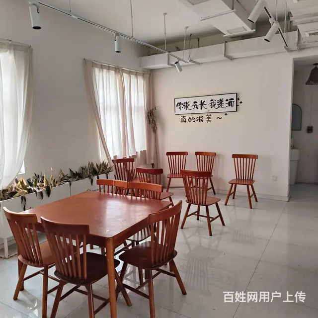 0050淮河路新城国际对面一网红餐饮店转让 - 图片 4