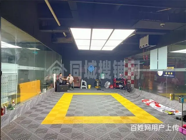 【同城搜铺网】西外罗浮广场车库260平洗车美容低价急转 - 图片 1