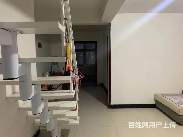 房屋出租4室二厅二卫 - 图片 4