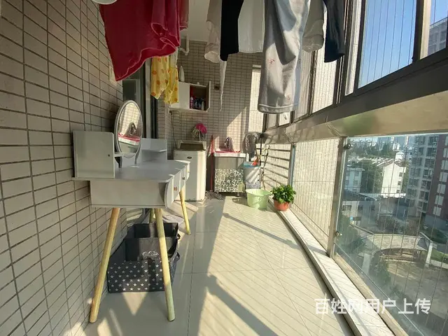 名仕家园4室2厅2卫，精装2400元一个月！ - 图片 4