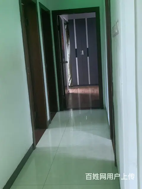 康裕北苑（南区） 中等装修3室好房出租  舒适安静 - 图片 3