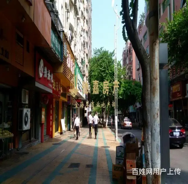 金榜社区沿街旺铺，可做餐饮，大门头形象佳 - 图片 1