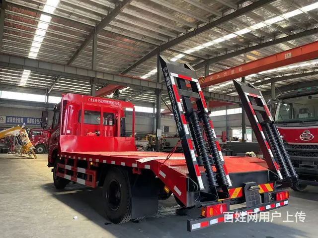拉150挖机东风D3S平板拖车 可加液压折叠爬梯 - 图片 9