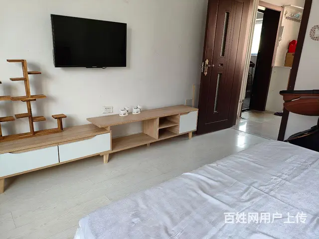 三楼出租红旗小区 - 图片 2