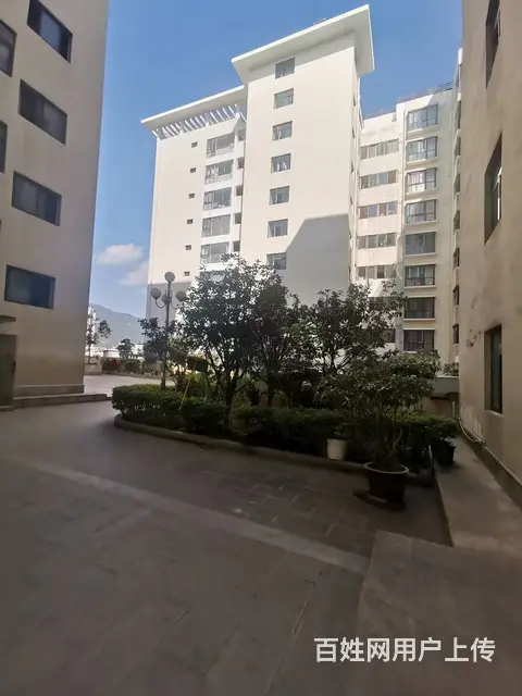 恒达广场带家具家电，路口好，交通方便 - 图片 1