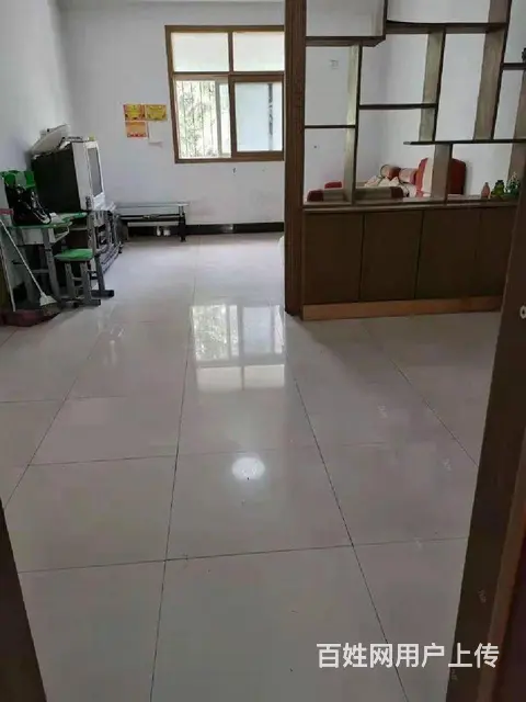 政府附近，阳光世纪苑两室精装修拎包即住价格可谈！ - 图片 1