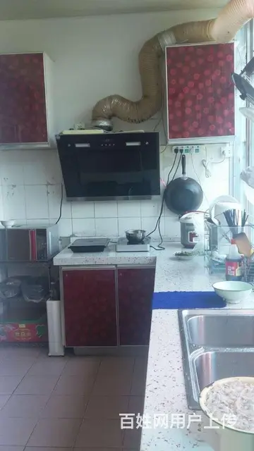 佤骞酒店旁单位宿舍 3室2厅1卫 - 图片 1