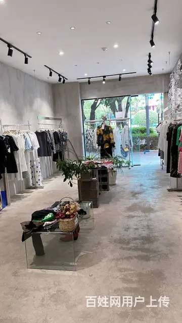 【精品服装店出租】火把广场附近67平旺铺转让，可直接上手经营 - 图片 5