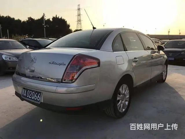 雪铁龙 世嘉 2007款 世嘉-两厢 2.0 手自一体 - 图片 3