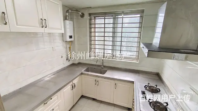 急租区政府旁 低层精装三室 家具家电齐全 拎包即住 带暖气！ - 图片 7