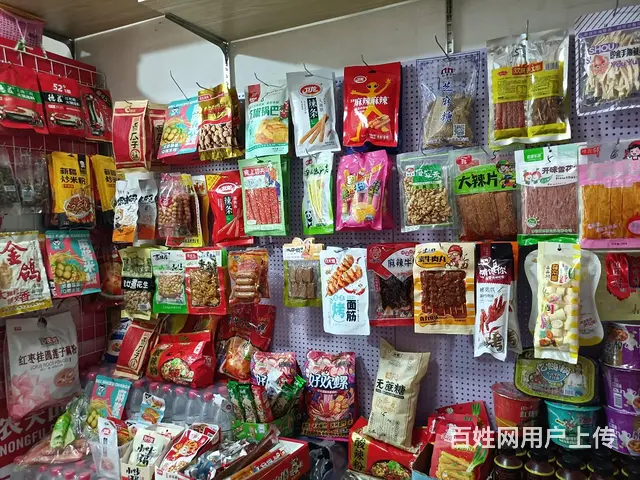 B个人一龙兴苑小区大门口商店对外整体转让 - 图片 7
