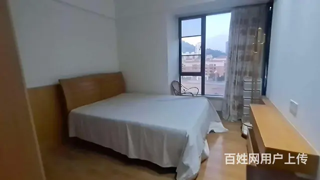 吉大 九洲钟学旁 景山一号 精装3房2卫 有车位 - 图片 4