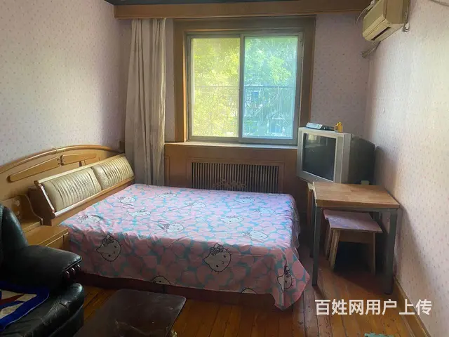 近中街恒隆广场，盛京百货旁 刘老根大舞台，女生合租包WiFi - 图片 1