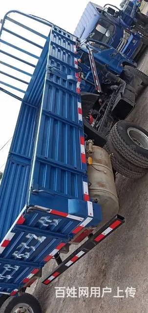 16年奥驰平板货车，4.8米，蓝牌，带自卸 - 图片 3