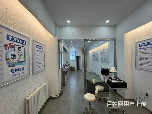 1307 万达商圈 双门头 空转眼镜店 位置好 人流大 - 图片 4