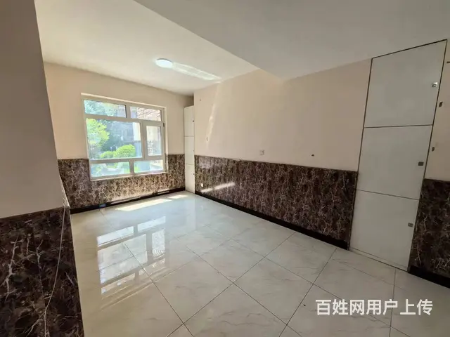 松北区 临街商铺出租 适合美容美发 餐馆类 - 图片 5