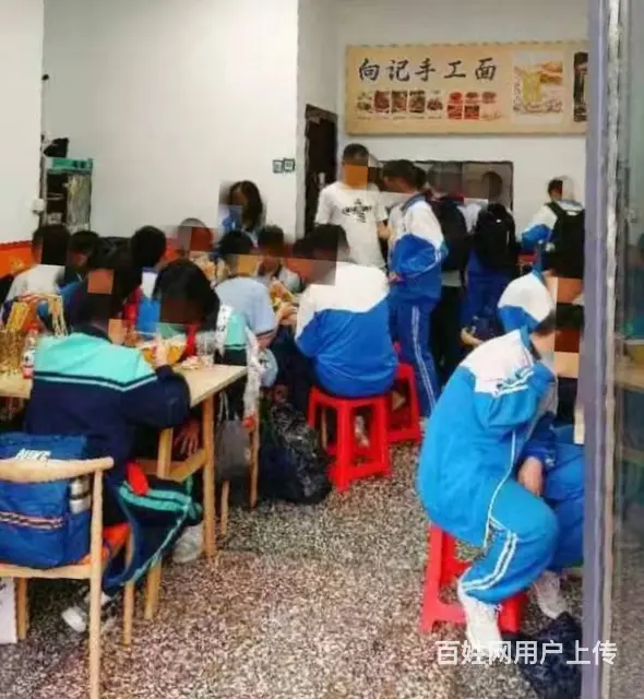 （老板本人）急转！五千师生学校正对面临街餐馆优价转让6433 - 图片 3