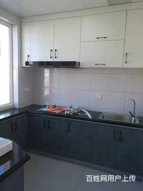 科尔沁区霍林一号楼 普通住宅 中等装修 - 图片 1