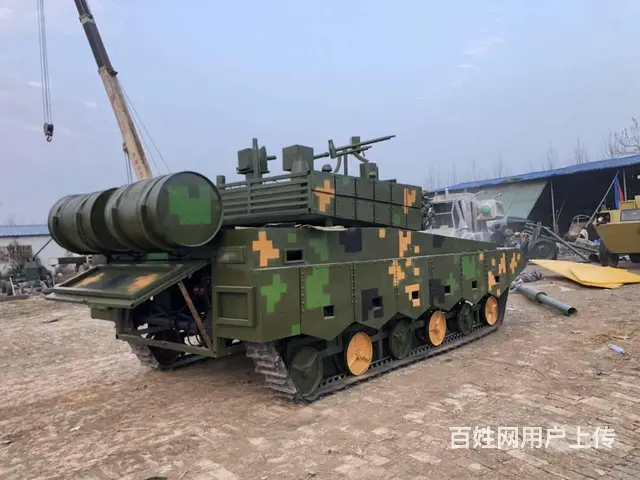 2022年国防教育军事模型新品双驱动态装甲运兵车模 - 图片 1
