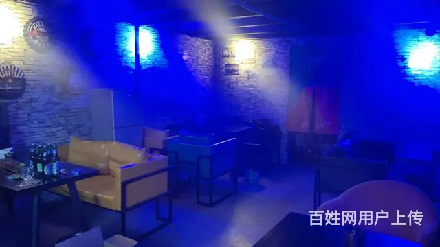 七P 8439 喝点酒吧 城西区夏都金街南区2层, - 图片 5