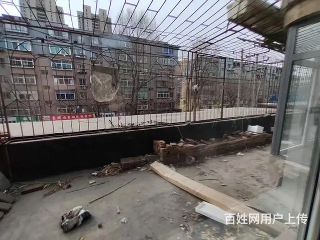 新抚路四道街三楼南北俩阳台 赠送大露台70平 可贷款 - 图片 4