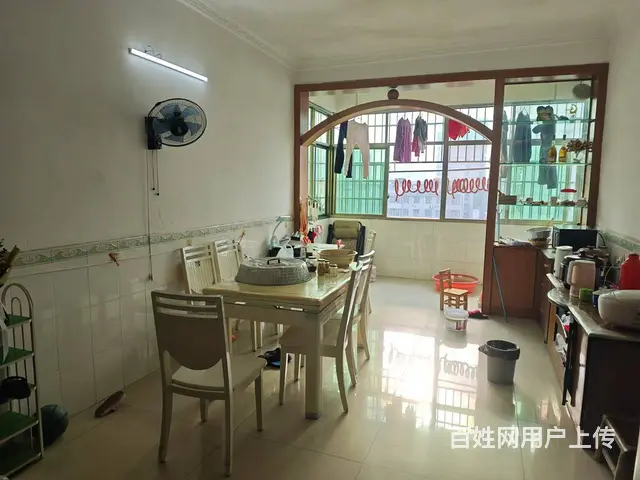 上高希尔顿旁中层普装三房地下室7平南北通商品房可按揭急售 - 图片 3