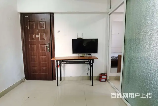 拱北关口桂花苑电梯精装一房一厅出租，租价1800，近关口 - 图片 3