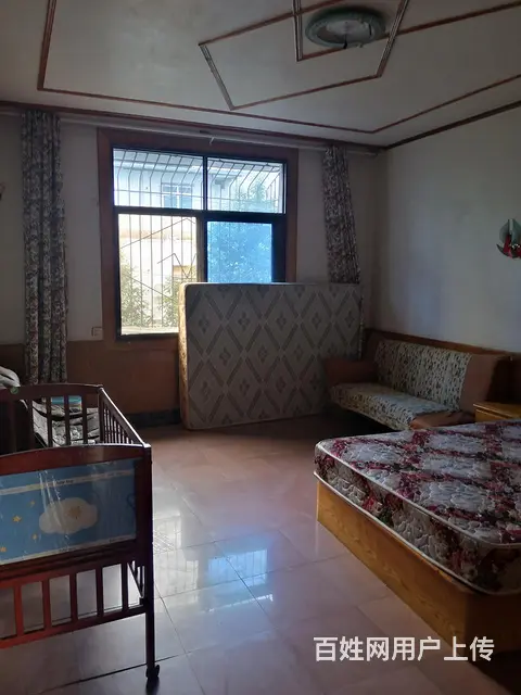 出租房屋整租，紧邻学校医院市场，楼下停车方便 - 图片 2
