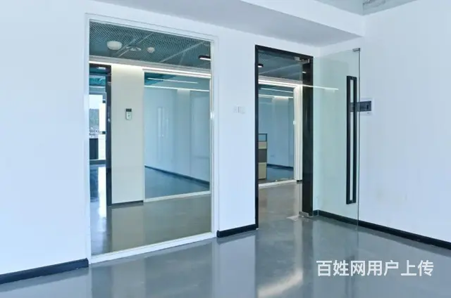 业主直租香洲总站精装办公室 - 图片 7