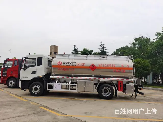 国六东风天锦10吨加油车 纯新1000公里车况 - 图片 1