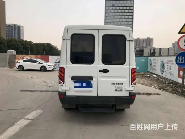 依维柯长轴中顶后双胎7座国四排放支持分期包过户 - 图片 9