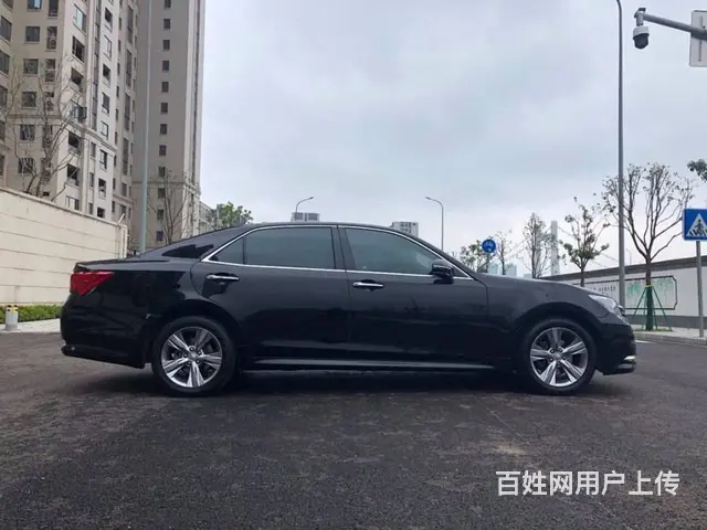 丰田 皇冠 2015款 2.0T 手自一体 时尚版 - 图片 6