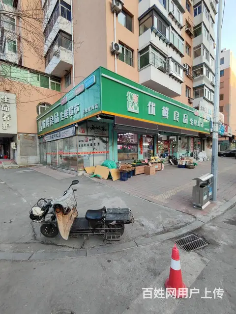 昆山西路把角大门脸生鲜超市出兑 - 图片 1