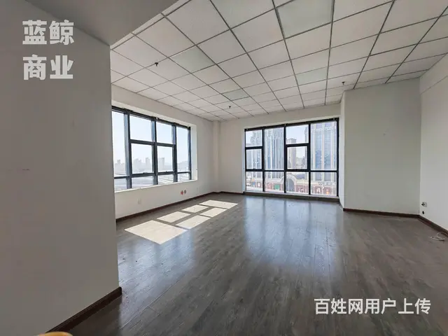 高铁时代广场130平高层环球港对面纯办公写字楼 - 图片 1