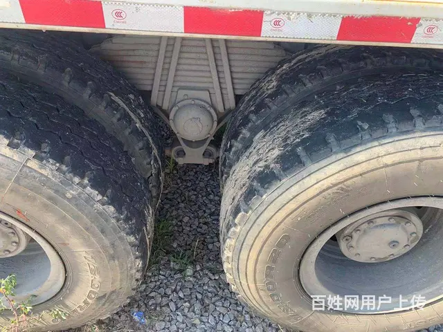 出售17年二手豪沃搅拌车 大20方 唐鸿上装 国五 - 图片 7