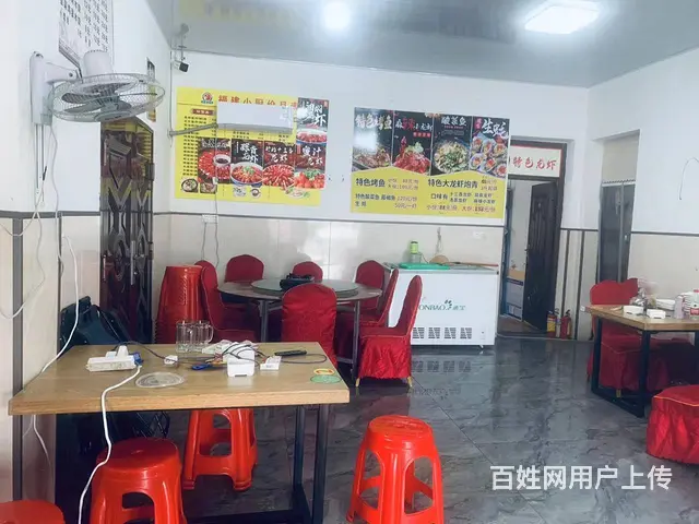 （易转介绍）婺城客流量大门头醒目餐饮店转让 - 图片 3